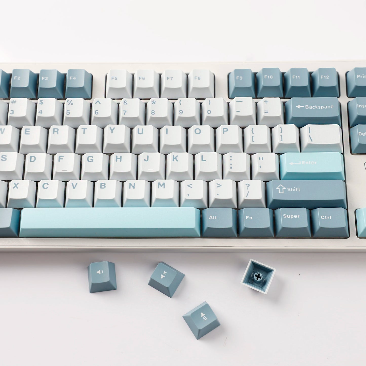 YMDK 126 Keys Cloud Lake White Blue Color Matching Double Shot Cherry Profile PBT Keycaps for Mx Mechanical Keyboard